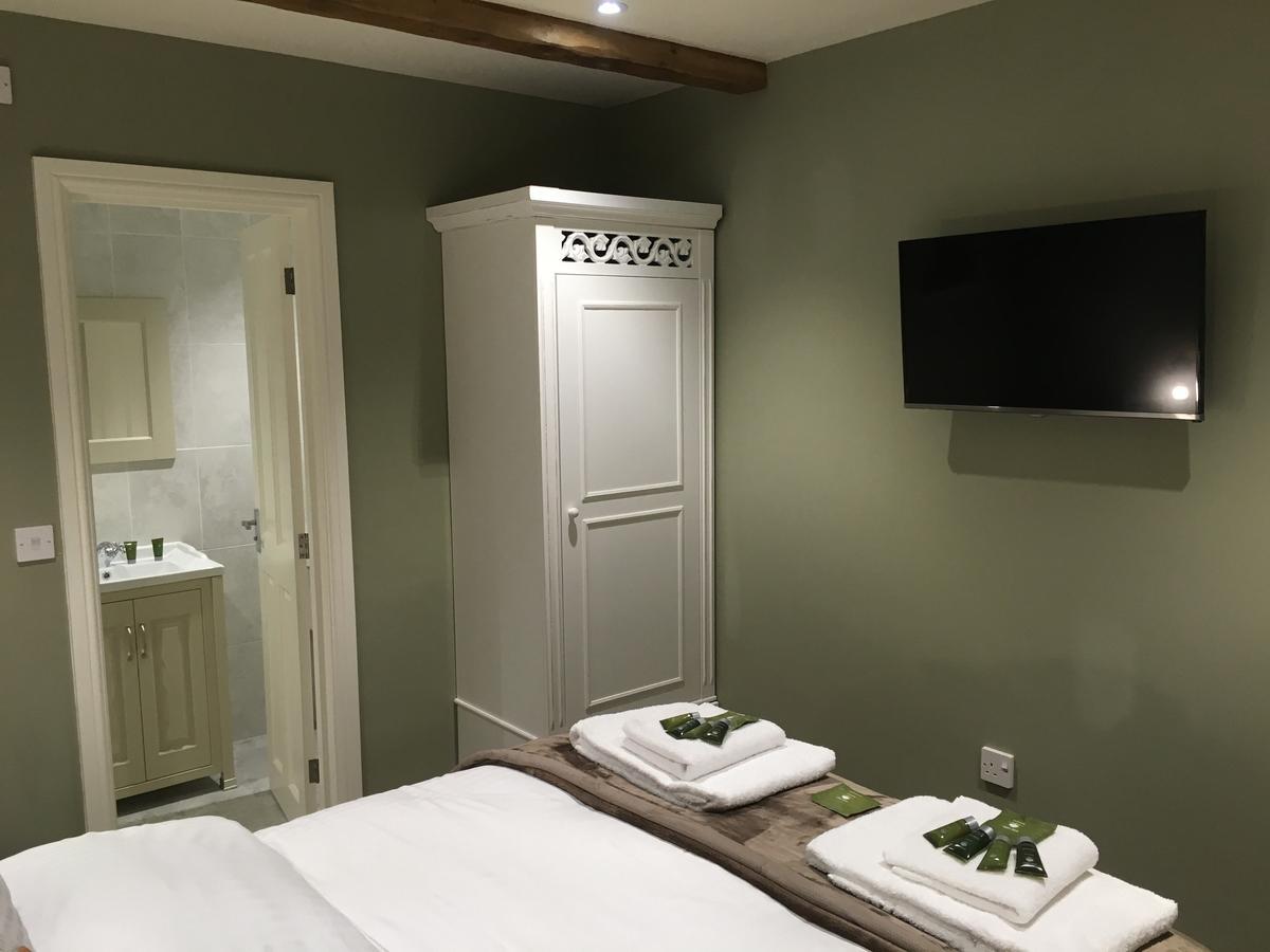 Greyhound Inn Wilton Wilton  Екстер'єр фото