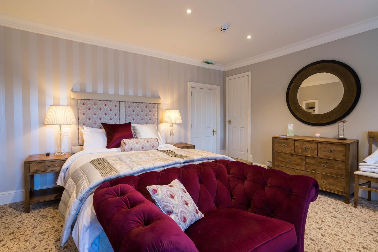 Greyhound Inn Wilton Wilton  Екстер'єр фото