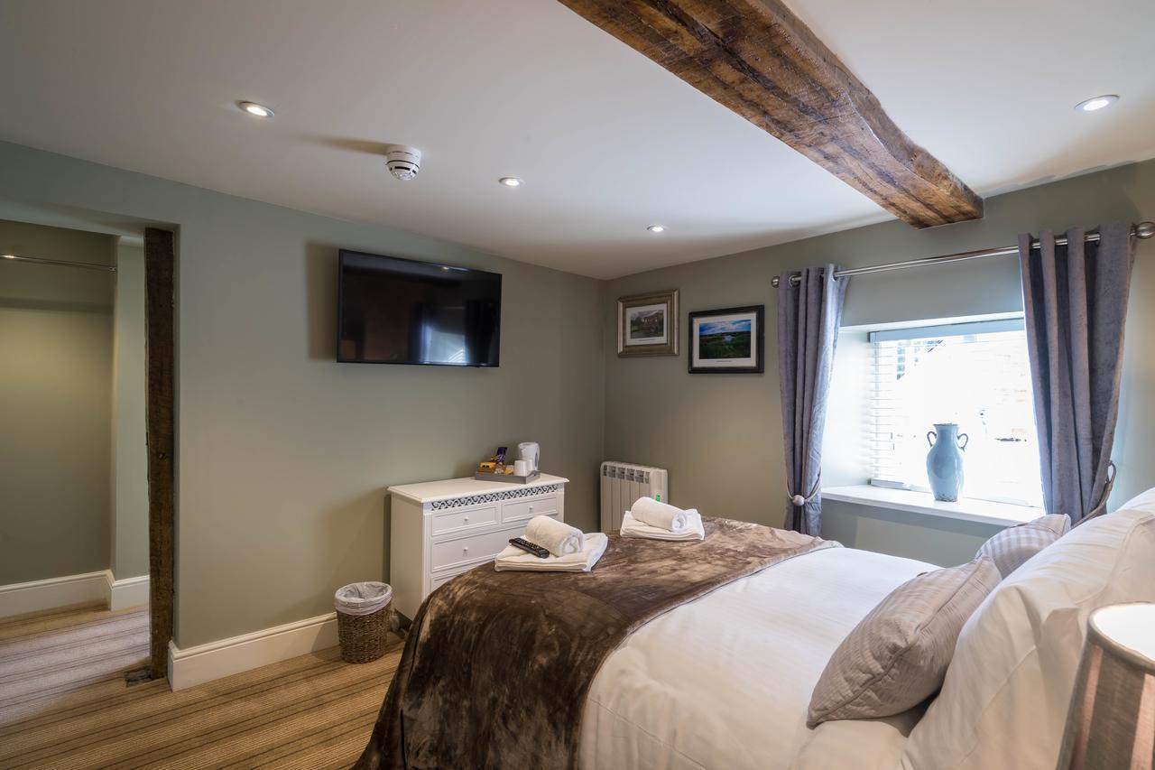 Greyhound Inn Wilton Wilton  Екстер'єр фото