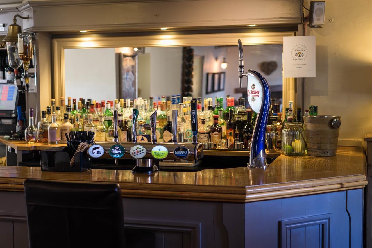 Greyhound Inn Wilton Wilton  Екстер'єр фото